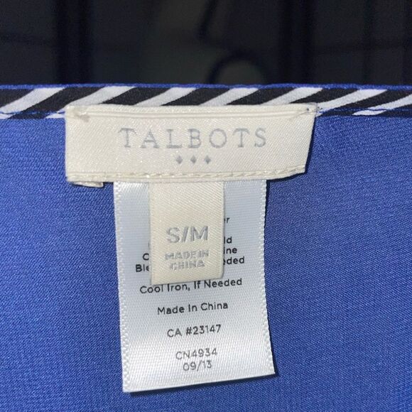 Talbots Beautiful Blue Scarf Shirt with design down sides s/m - Picture 5 of 7